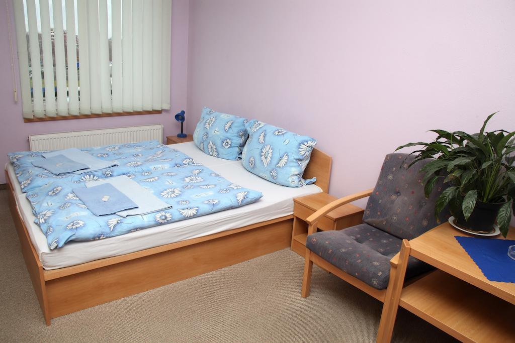 Mondeo Prague Hotel Quarto foto